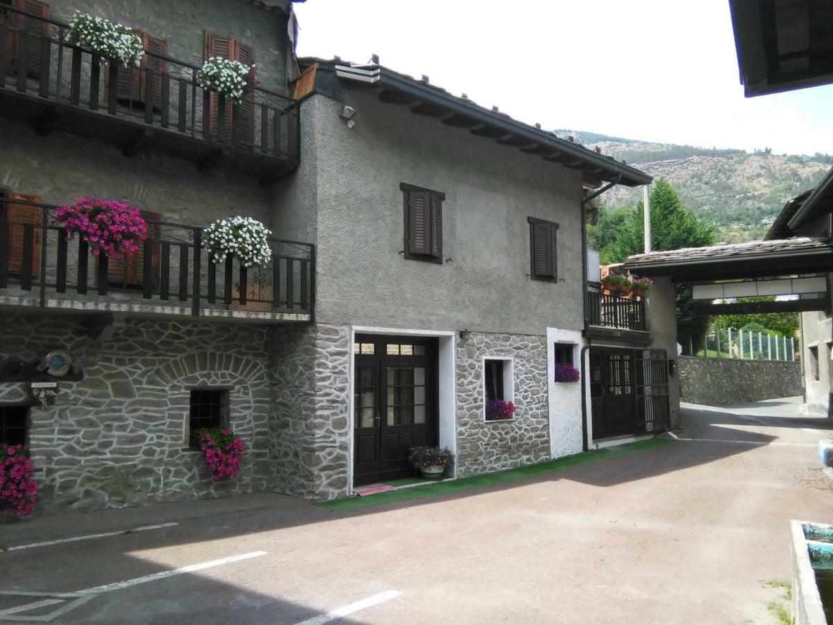 Il Tipico Apartamento Aosta Exterior foto